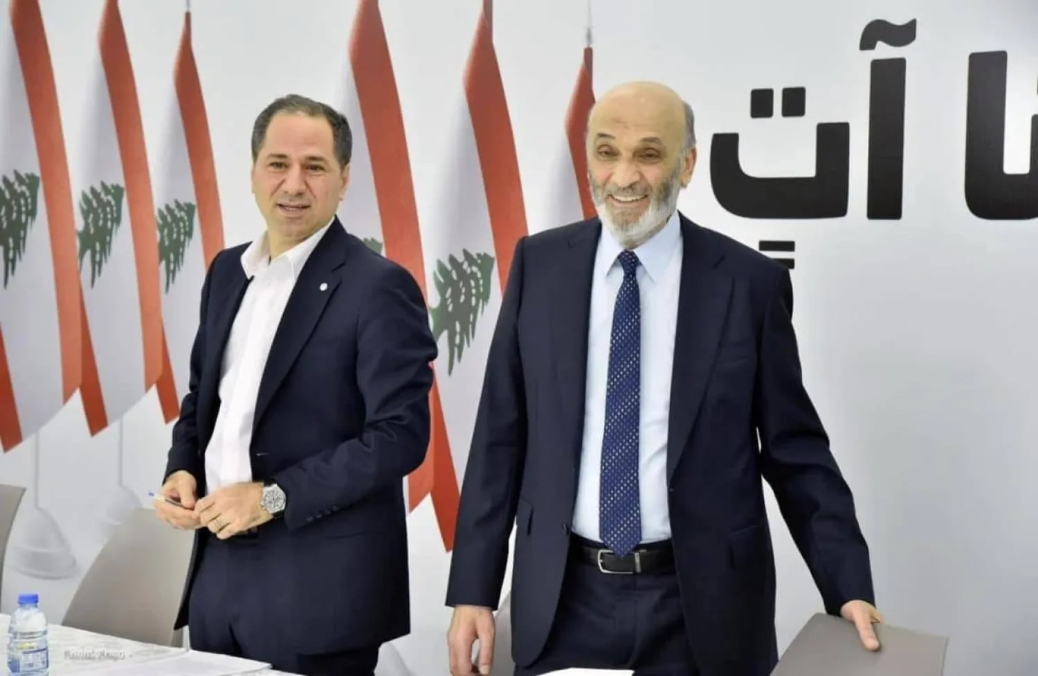 لقاء تشاوري مطوّل بين الجميّل وجعجع